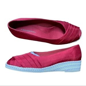 Grasshopper Espadrilles Wedges Peeptoe Red Sateen New without Box/Tag 9.5 W